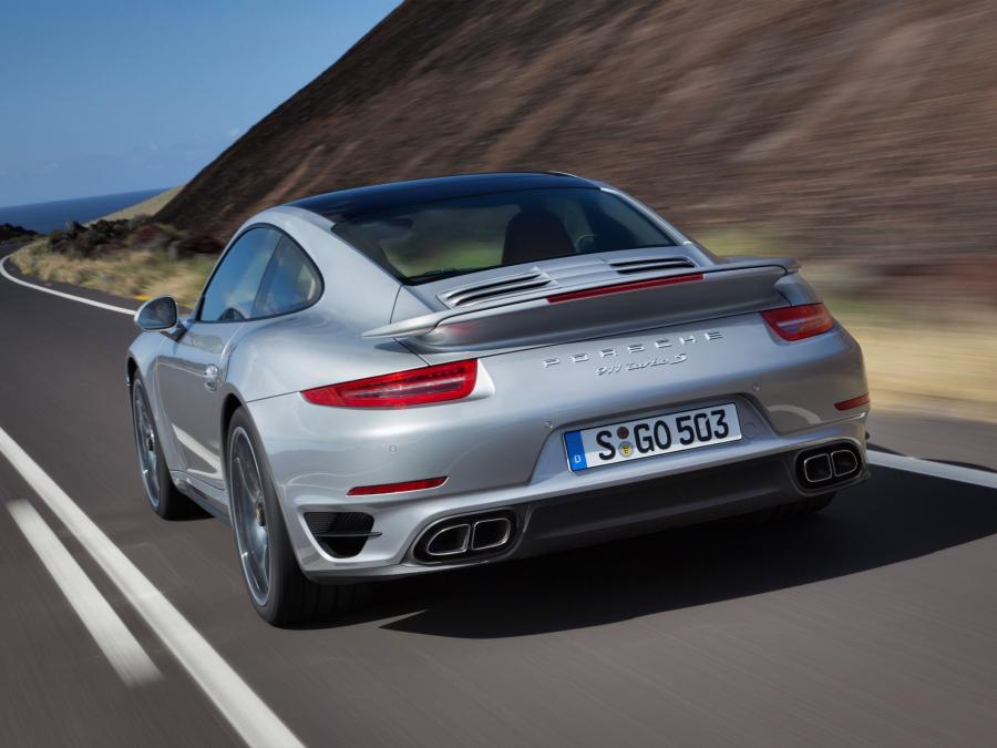  Porsche 911 Turbo S 2013 года  (фото 28 из 30)
